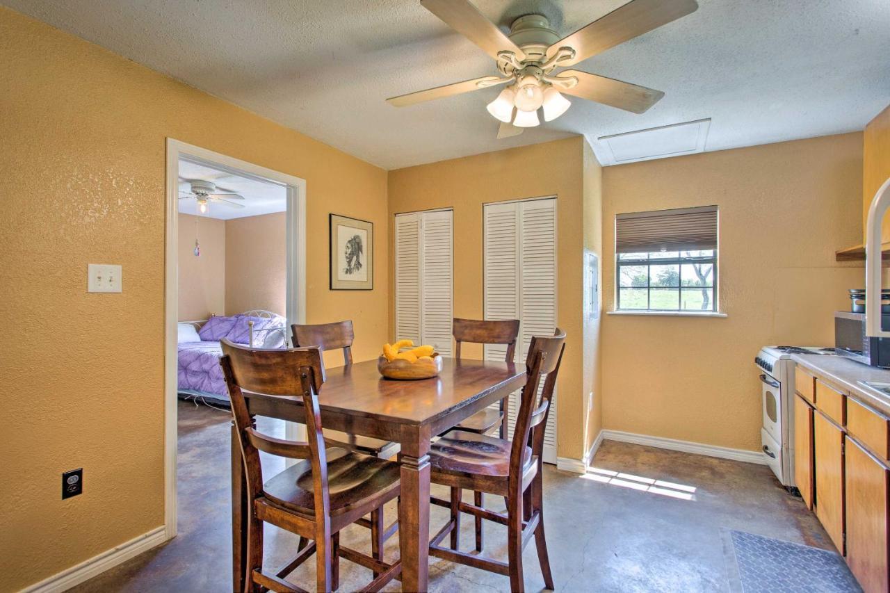 Texas Cabin On 130 Acres Walk To Lake Ray Roberts Collinsville Eksteriør billede