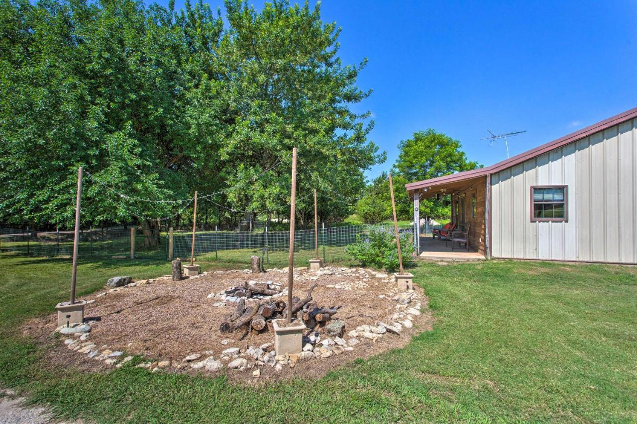 Texas Cabin On 130 Acres Walk To Lake Ray Roberts Collinsville Eksteriør billede